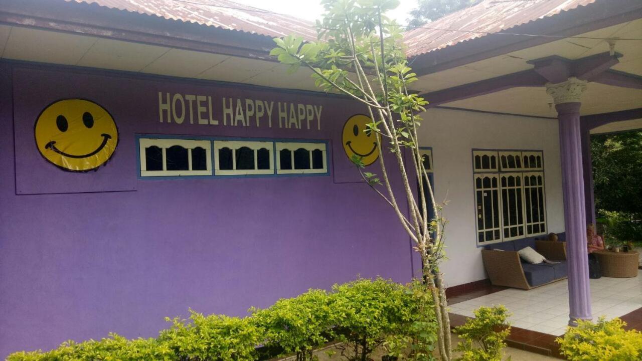 Hotel Happy Happy Bajawa Exteriér fotografie